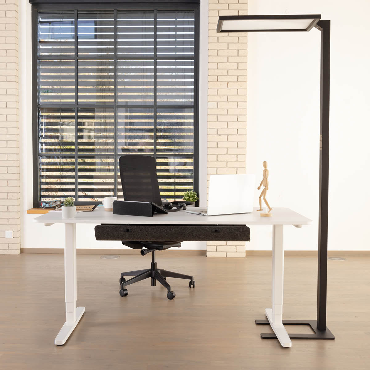 yaasa-lamp-classic-led-stehlampe-mit-tageslicht-und-bewegungssensor-dimmbar-touc image 2